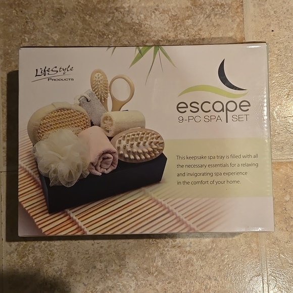 Escape 9 PC Spa Set - Picture 2 of 2